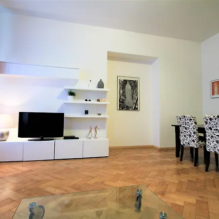 Apartman Salvator - By Prága