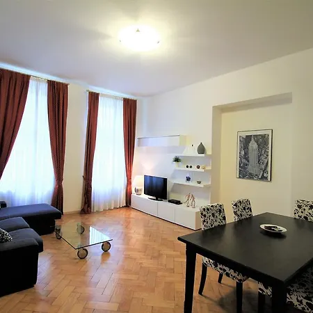 Apartament Salvator - By